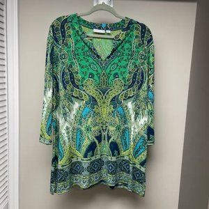 Women's Susan Graver 1X v-neck, 3/4 sleeve blouse/top/tunic. Green/blues/white.